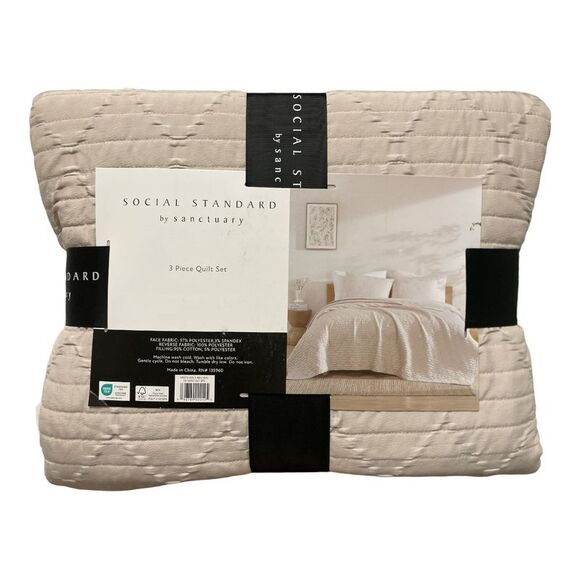 Social Standard by Sanctuary Reversible Seersucker Textured Quilt Set - Neutral - Picture 1 of 2